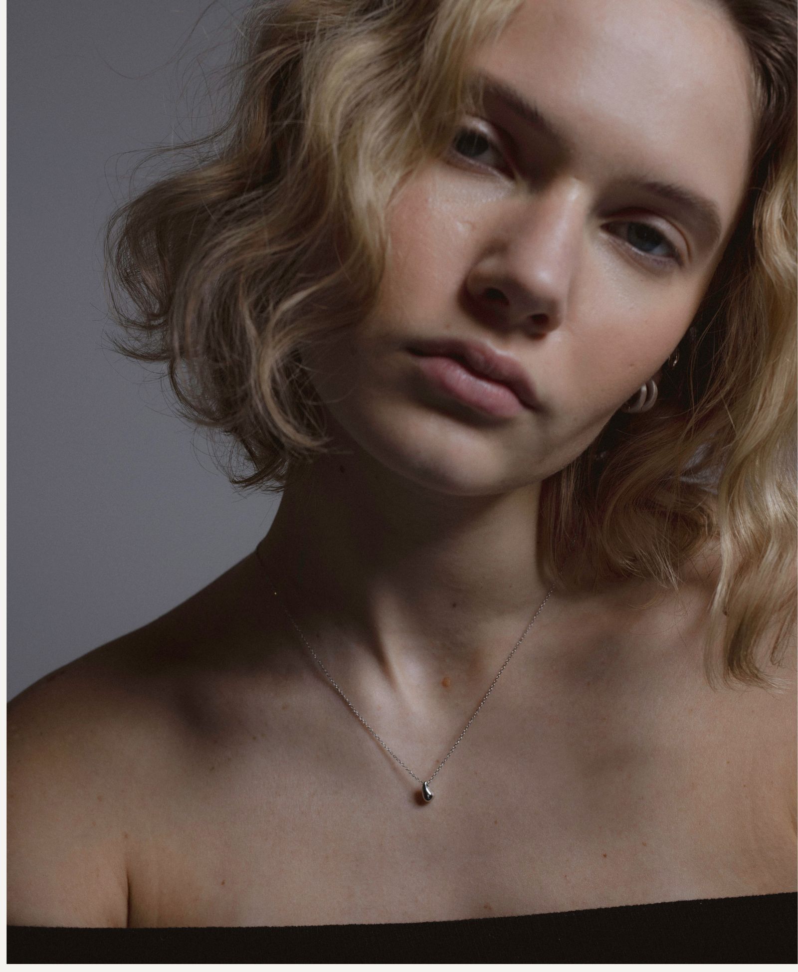 KAKLO PAPUOŠALAS LILY