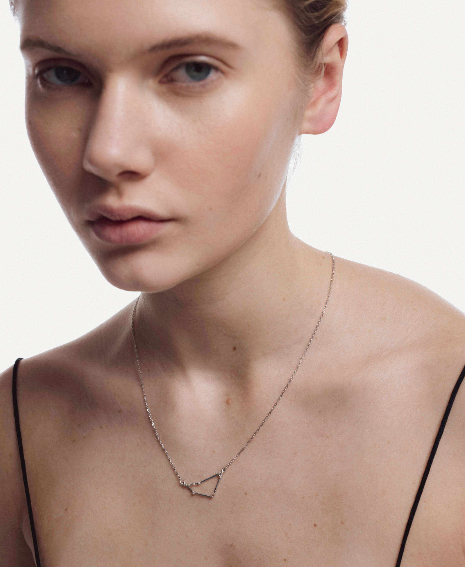 KAKLO PAPUOŠALAS OŽIARAGIS